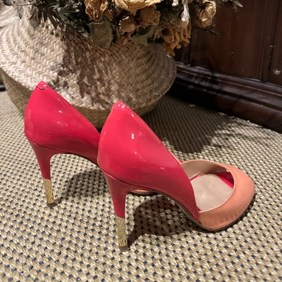 Pink / peach Guess peep toe heels - Picture 3 of 4
